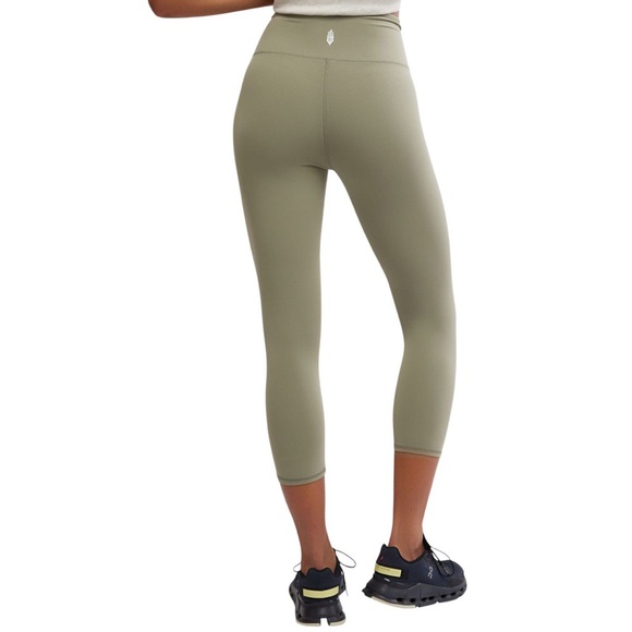 NWT FP Movement Women's Never Better
Capri Leggings women XL sage stone - Picture 5 of 12